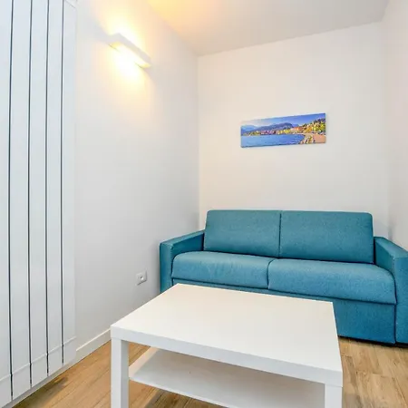 Apartment Maison Bellini 2