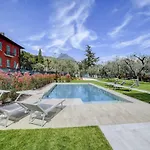 Apartment Maison Bellini 2 *