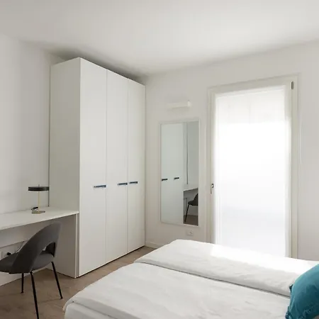 Appartement Maison Bellini 2 *